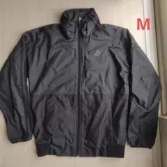 ナイロンジャケット