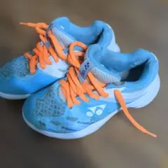 YONEX　バドミントン　シューズ　パワークッション　21cmのサムネイル