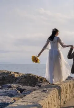 【4月末まで値下げ中】ウェディングドレス ホワイト（袖付き）