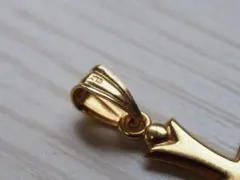 ほぼ新品】 K18 クロスペンダント ペンダントトップ 0.6g - メルカリ