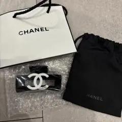 CHANEL ブラック ヘアクリップ キルティング ノベルティ - メルカリ