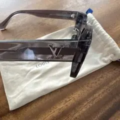 louis vuitton サングラスのサムネイル