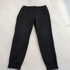 黒スリムフィットスラックス ジャージ ストレッチパンツ