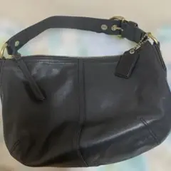 黒 レザー ハンドバッグ