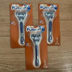 新品未開封　Gillete Fusion メンズカミソリ　剃刀　3本セットのサムネイル