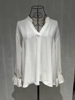 美品 INGNI ブラウス