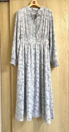 ハニーズ きれいめワンピース　ブルーグレー