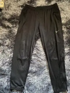 Nike DRI-FIT ブラックジャージパンツ　L