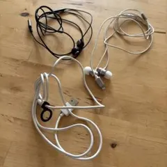 Lightningケーブル1本、有線イヤフォン2本セット販売