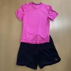 NIKE ランニングウェア 上下セット ピンク ブラックのサムネイル