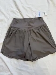 UNIQLO ウルトラストレッチエアリズムショートパンツ　S