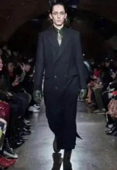 希少 JOHN LAWRENCE SULLIVAN 19awベージュロングコート