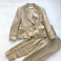 クリスチャンディオール　セットアップ　スーツ　金具　ベージュ　ジャケット　パンツ