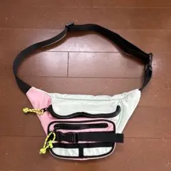 ZARA パステルカラー ボディバッグ ウエストポーチのサムネイル