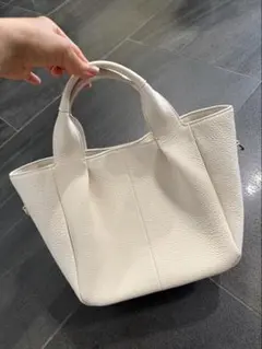 LOWELL ホワイト トートバッグのサムネイル