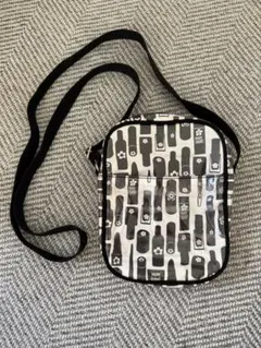 MARY QUANT LONDON コスメ柄　ショルダーバッグのサムネイル