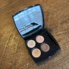 CHANEL シャネル　レキャトルオンブル　79のサムネイル