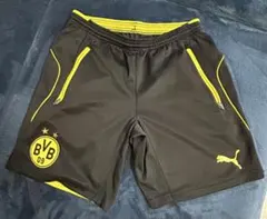 Puma ボルシア・ドルトムント ハーフパンツ