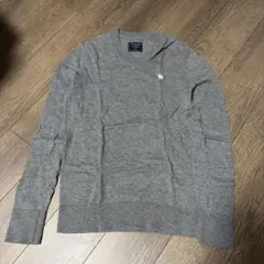 大特価⭐︎美品　アバクロ グレー Vネック セーター 長袖