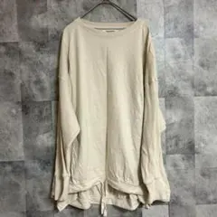 トップス　長袖Tシャツ ベージュ　シンプル　おしゃれ　可愛い　綿 コットン100