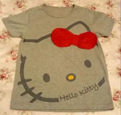 赤いtシャツ