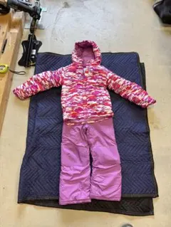 メ*子様 Columbia 子ども用スキーウェアセット　120〜130