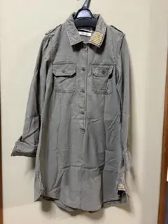 REMI RELIEFスタッズ付きワンピースのサムネイル