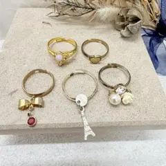 5.735【フリーサイズリング/指輪】アクセサリー　タワー　薔薇　パール　ハート