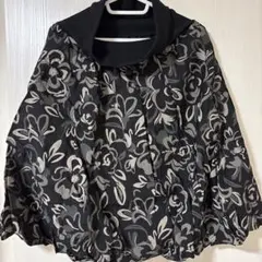 美品　ウエストゴムスカート　フレアスカート 黒白花柄