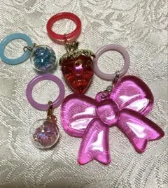 いちご&リボンめじるしアクセサリー　4点セット