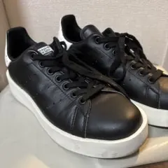 adidas STAN SMITH 厚底 ブラック スニーカーのサムネイル