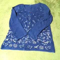ドラッグ ストアーズ ぶたさん刺繍 藍染 カーディガン