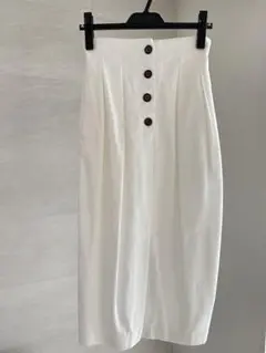 Mila Owen（ミラ オーウェン）フロント釦タックコクーンスカート