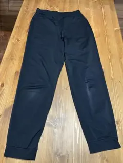 UNIQLO 黒　S ウルトラストレッチアクティブジョガーパンツ