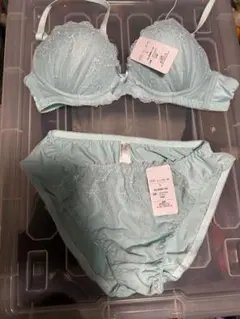 Lセットアップ　ブラ　ショーツ　ノンワイヤー　新品　グリーン