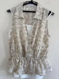 CECIL McBEE 花柄ノースリーブチュニック