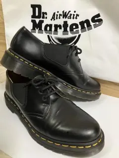 【UK8/27cm】ドクターマーチン 3ホール　1461 GUSSET レア商品のサムネイル