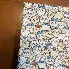 生地　ハギレ　〈ちいかわいっぱい〉