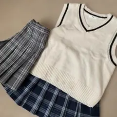 WEGO おまけ付き　スクールベストとチェック柄スカートMLサイズセット