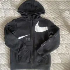 ナイキ　パーカー 110