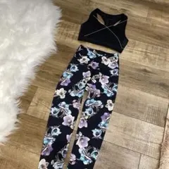 ヨガウェア 花柄レギンス