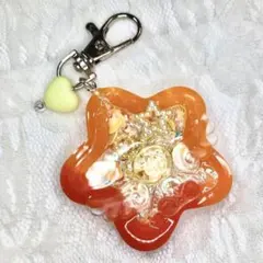 ☀ハンドメイド レジン 星型シェイカーキーホルダー くま イエロー プレゼント♡
