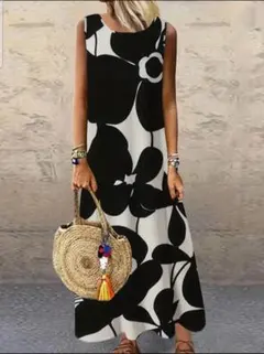 新品⭐大きいサイズ⭐ワンピース⭐Ｌ⭐ゆったりマキシワンピ⭐黒✕白⭐花柄