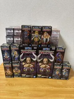 ワンピース　ワールドコレクタブルフィギュア