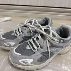 New Balance 725 スニーカー