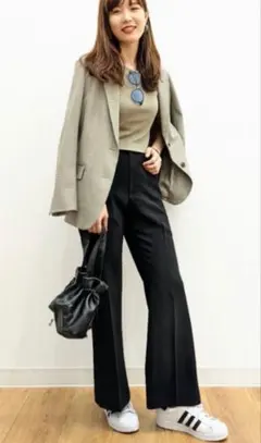 Item thumbnail for item 4936533e-e5f0-4ab6-98f5-1c12e54cdcce