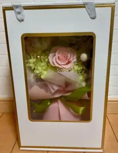 プリザーブドフラワー ホワイトローズ ギフトボックス - メルカリ