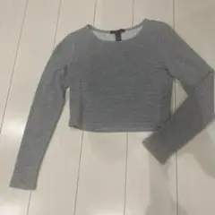FOREVER21 グレー 長袖 Tシャツ M ショート丈