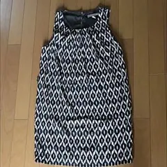 【新品】柄ワンピ　Forever21 Sサイズ