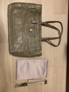 コーチ　ショルダーバッグ　マザーズバッグ　ママバッグ